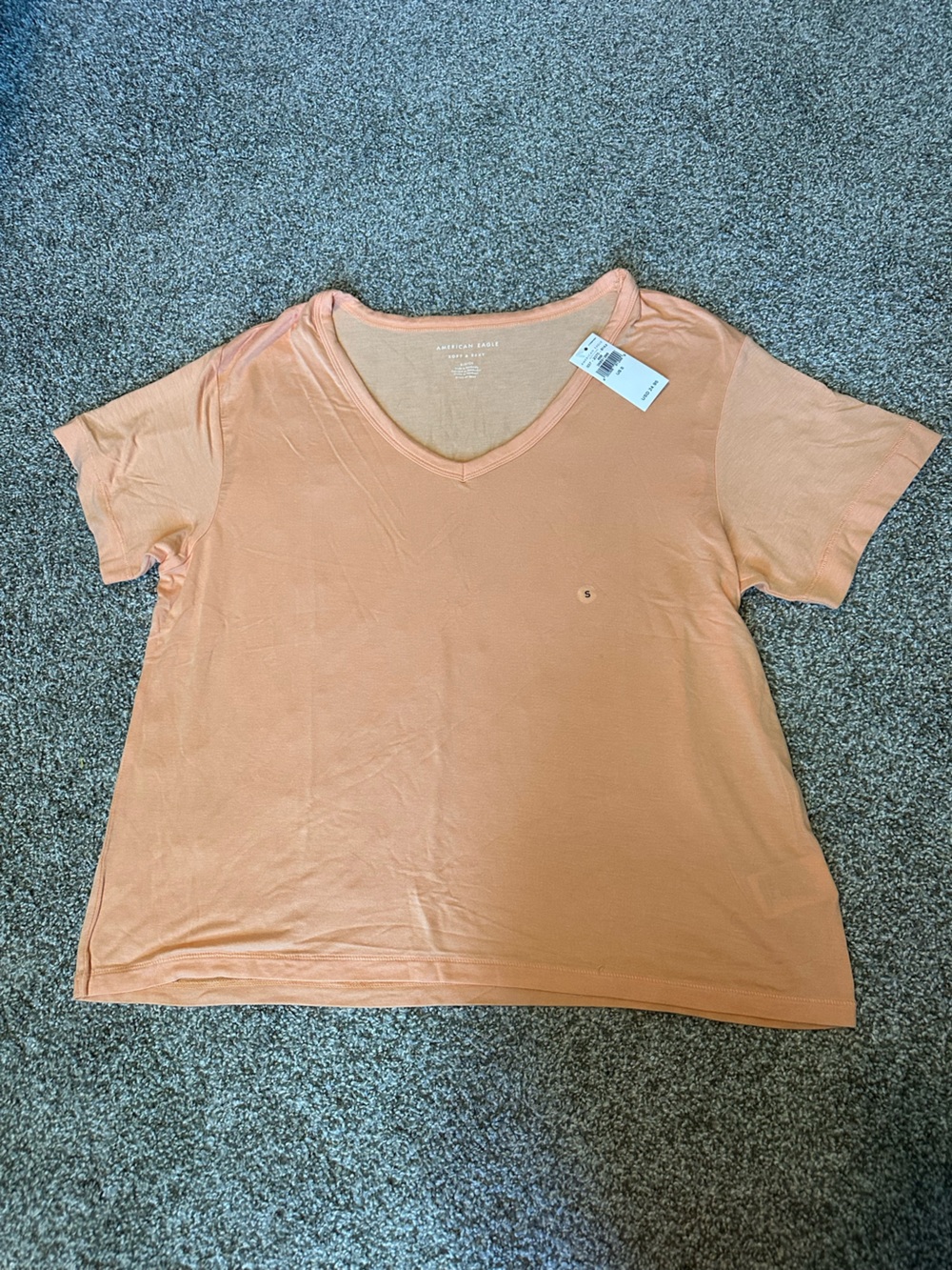 American Eagle Outfitters V-Neck Soft & Sexy Tee - NWT - Size Small